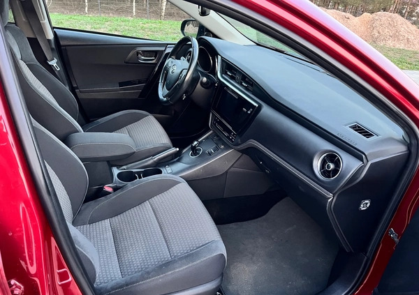 Toyota Auris cena 65900 przebieg: 53000, rok produkcji 2017 z Turek małe 781